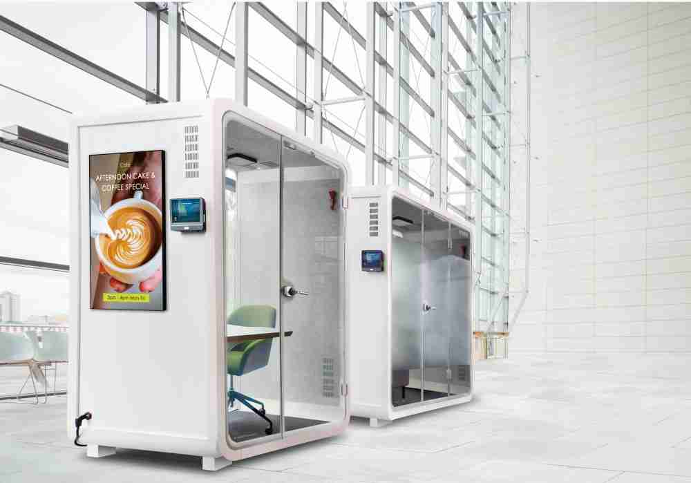 欧陆注册子公司达擎之智慧行动办公舱，，，，采用PDLC智能调光玻璃设计，，，透过通电与断电的电流切换，，，，呈现透明与雾面效果，，，具节能降耗特性并兼顾隐私，，，，确保信息安全